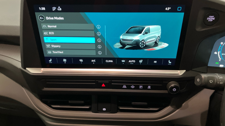 Volkswagen Transporter T32 Swb Electric 160kW 65kWh Commerce Pro Van Auto